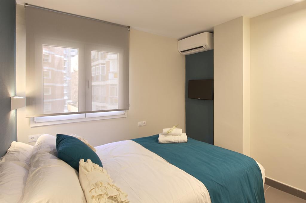 Apartamentos Malagueta Urban Beach مالقة المظهر الخارجي الصورة