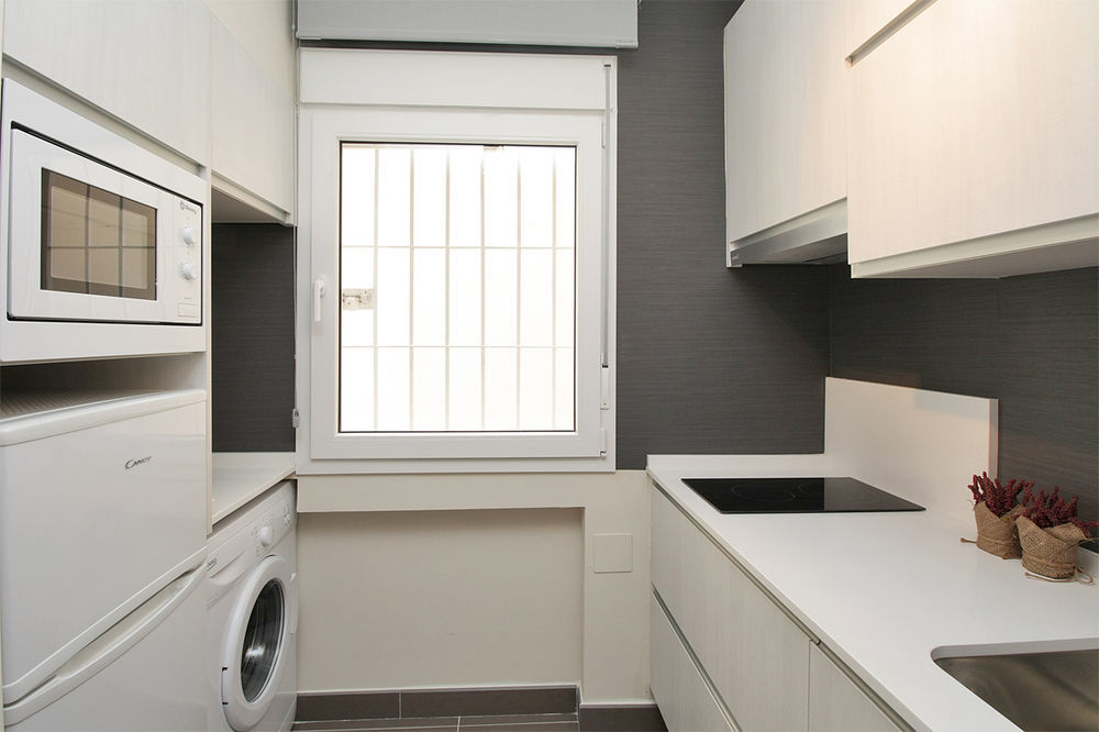 Apartamentos Malagueta Urban Beach مالقة المظهر الخارجي الصورة