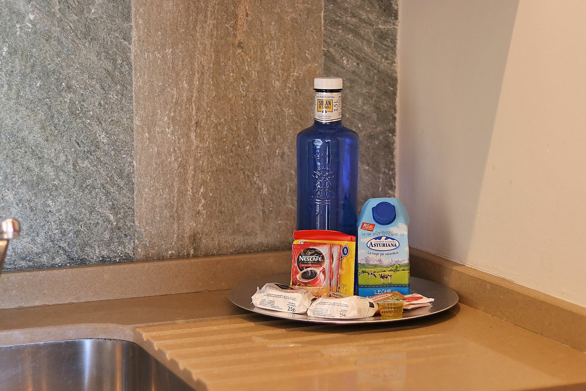 Apartamentos Malagueta Urban Beach مالقة المظهر الخارجي الصورة